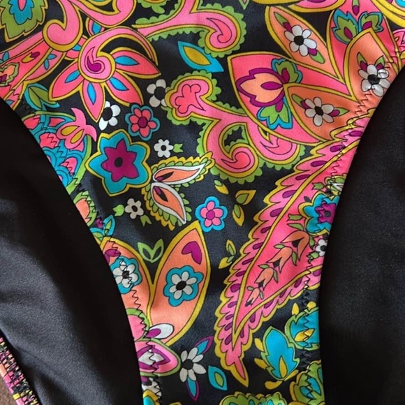 Cute Paisley VICTORIAS SECRET BIKINI 👙 - Picture 6 of 6